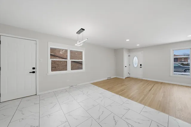 $230,000 | 14223 University Avenue, Dolton, IL 60419