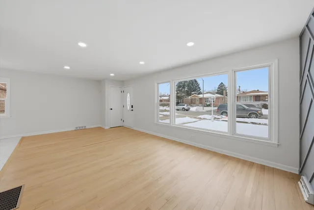 $230,000 | 14223 University Avenue, Dolton, IL 60419