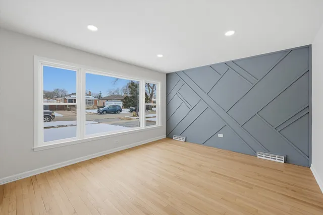 $230,000 | 14223 University Avenue, Dolton, IL 60419