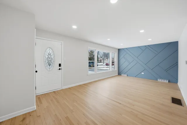 $230,000 | 14223 University Avenue, Dolton, IL 60419