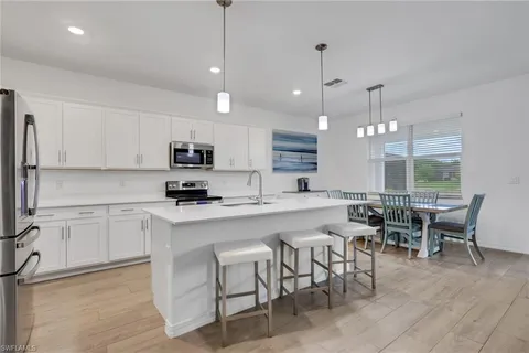 $575,000 | 2257 Avocado Lane, Naples, FL 34120