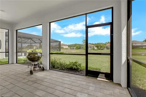 $575,000 | 2257 Avocado Lane, Naples, FL 34120