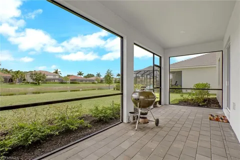 $575,000 | 2257 Avocado Lane, Naples, FL 34120