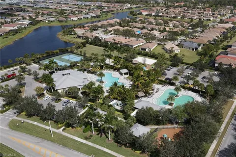 $575,000 | 2257 Avocado Lane, Naples, FL 34120