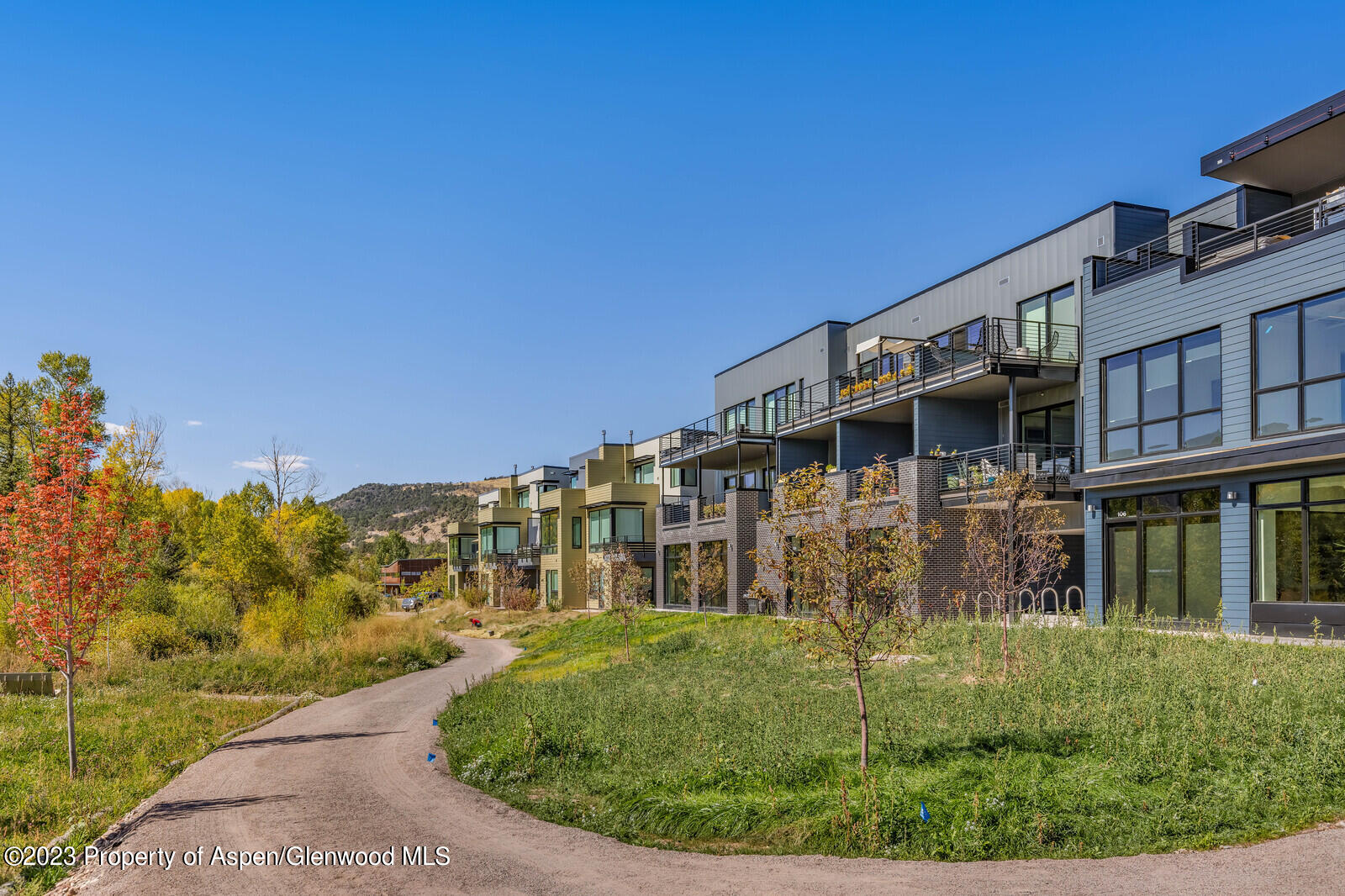 22860 2 Rivers Road, Unit 370 Basalt, CO 81621 - Photo 23 of 27 a view of building with yard