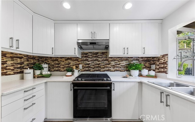 17 Canyon Ridge, Unit 60 Irvine, CA 92603 - Photo 13 of 27