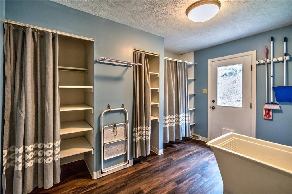 2528 Cole Road Wexford, PA 15090 - Photo 13 of 25 Gallery Image 13