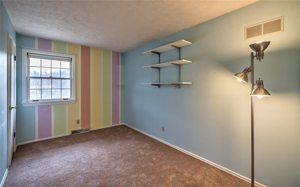 2528 Cole Road Wexford, PA 15090 - Photo 20 of 25 Gallery Image 20