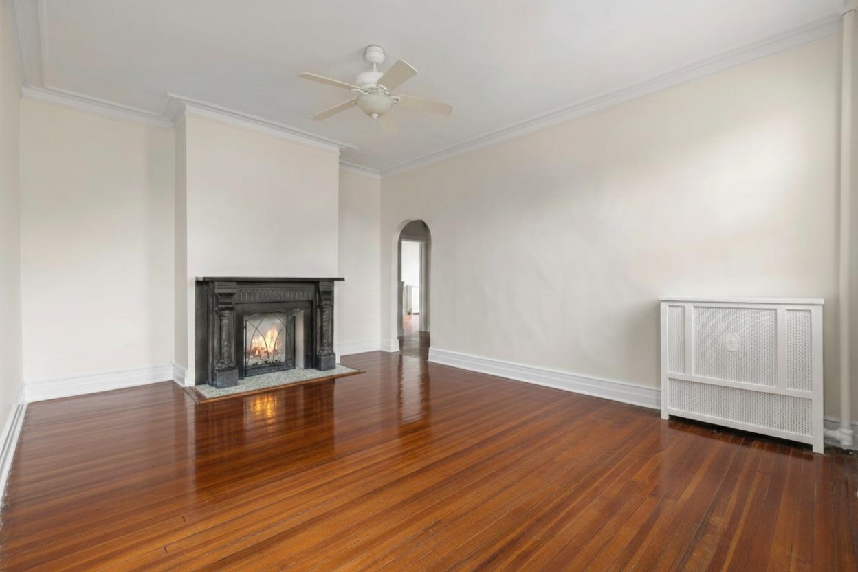 6 Bonn Place, Unit 2 Weehawken, NJ 07086 - Photo 3 of 23