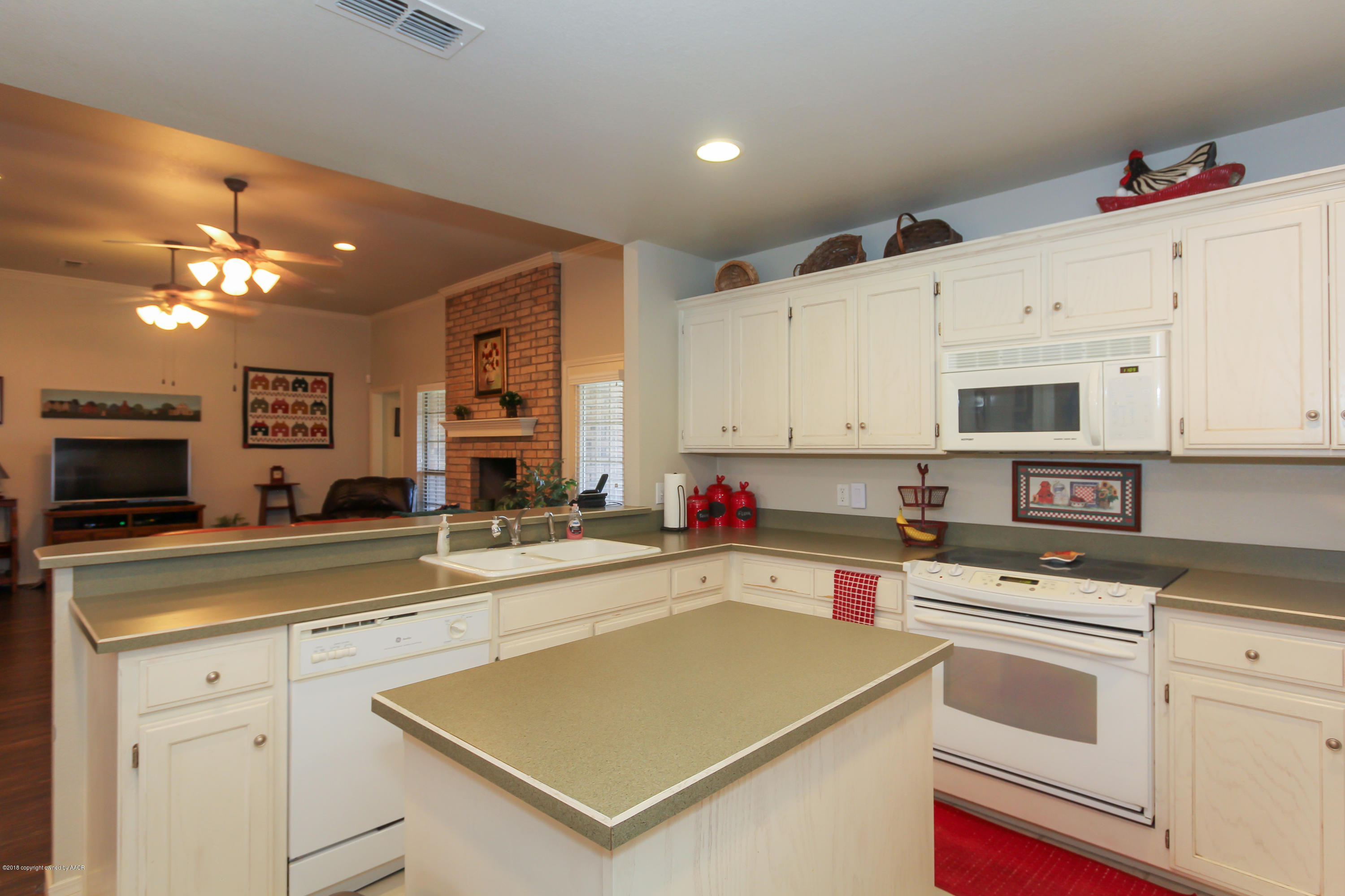 6918 Thunder Road Amarillo, TX 79119 - Photo 14 of 37 KITCHEN VIEW 5