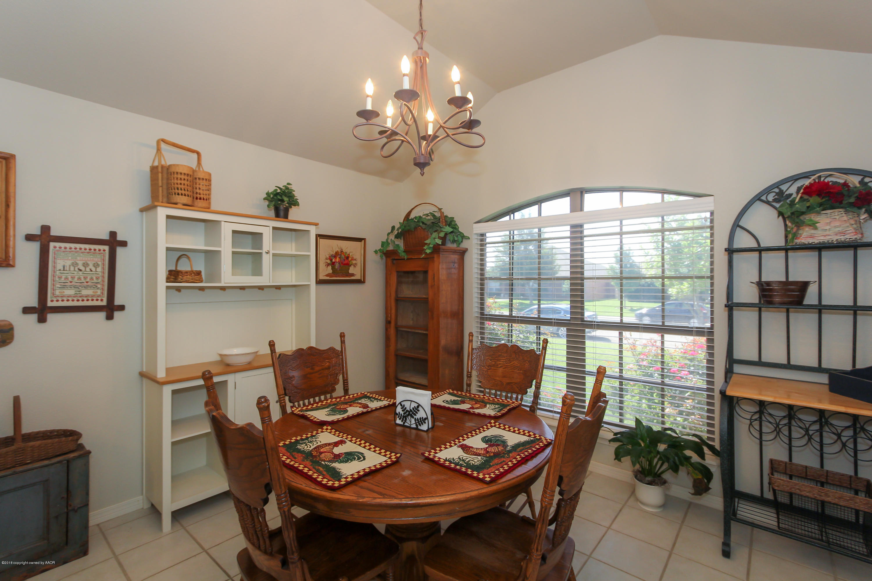 6918 Thunder Road Amarillo, TX 79119 - Photo 16 of 37 DINING ROOM VIEW 1