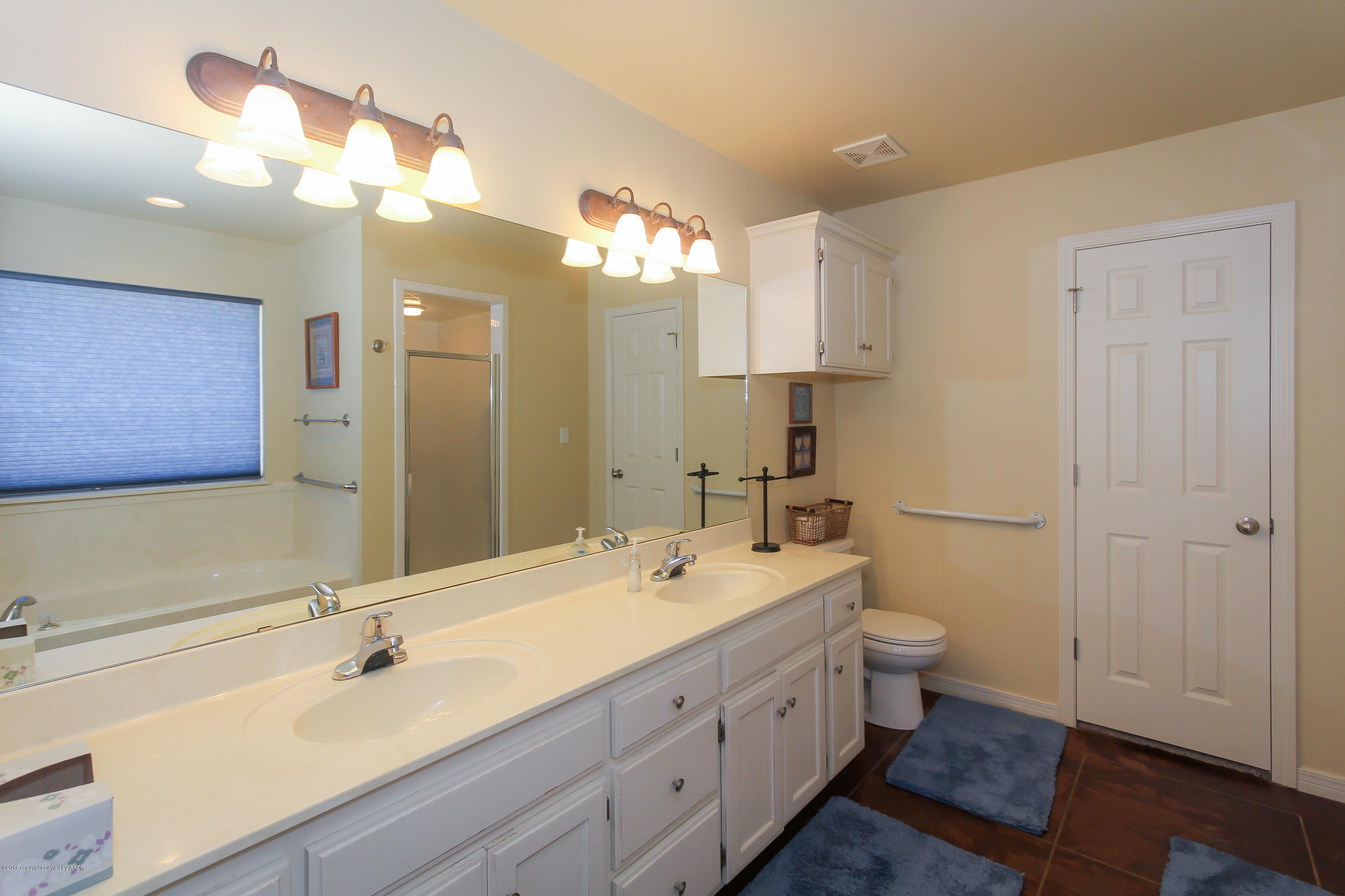 6918 Thunder Road Amarillo, TX 79119 - Photo 24 of 37 MASTER BATHROOM VIEW 3
