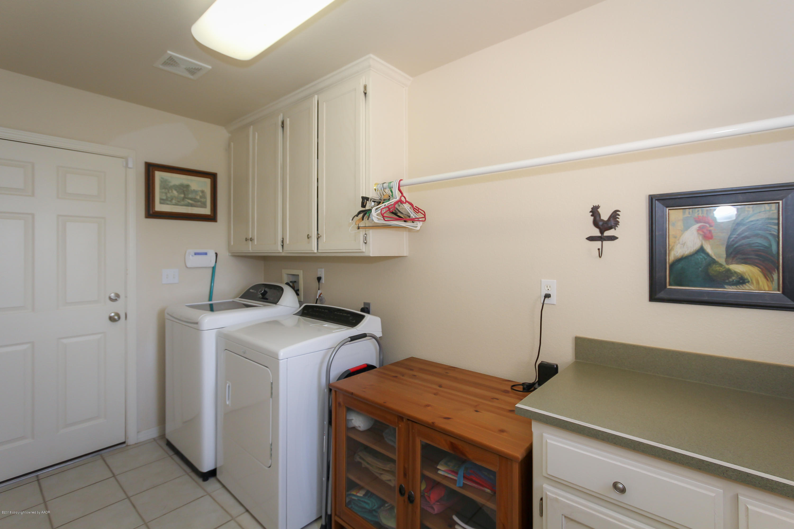 6918 Thunder Road Amarillo, TX 79119 - Photo 36 of 37 LAUNDRY VIEW 1