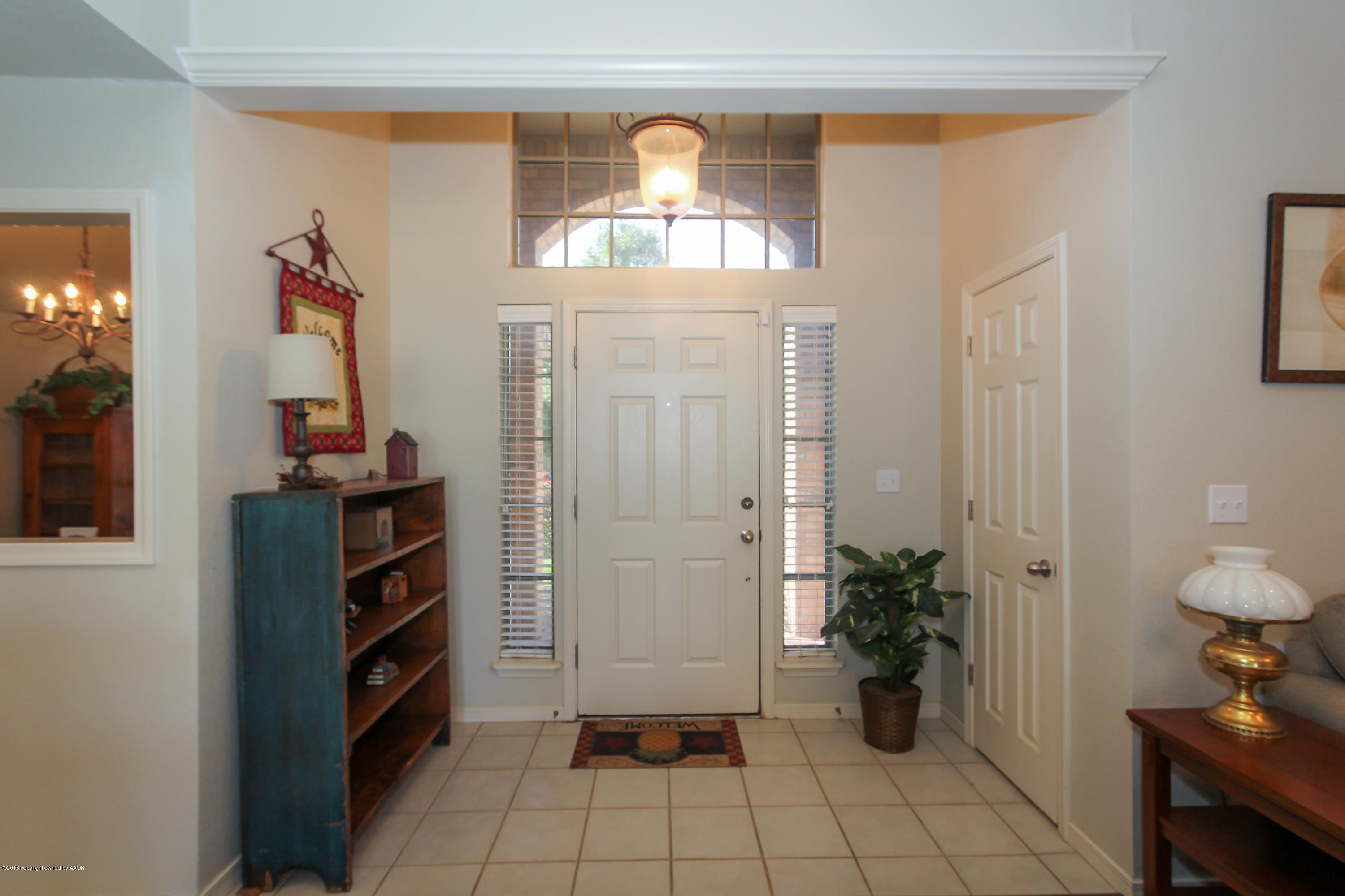 6918 Thunder Road Amarillo, TX 79119 - Photo 5 of 37 ENTRY