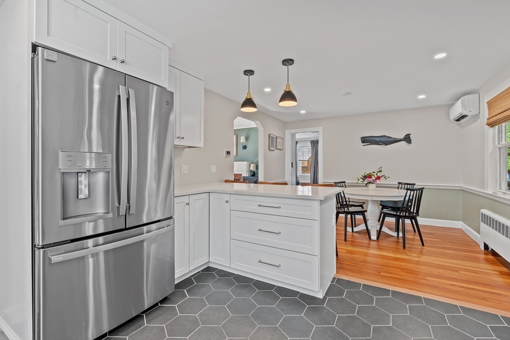 17 Keane Road Boston, MA 02132 - Photo 8 of 42