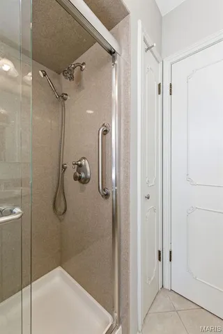 $575,000 | 5904 Crane Circle, St. Louis, MO 63109