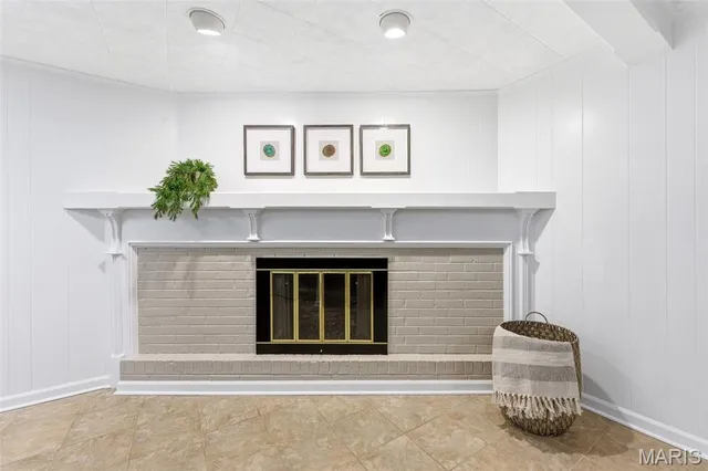 $575,000 | 5904 Crane Circle, St. Louis, MO 63109