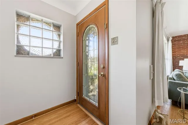 $575,000 | 5904 Crane Circle, St. Louis, MO 63109