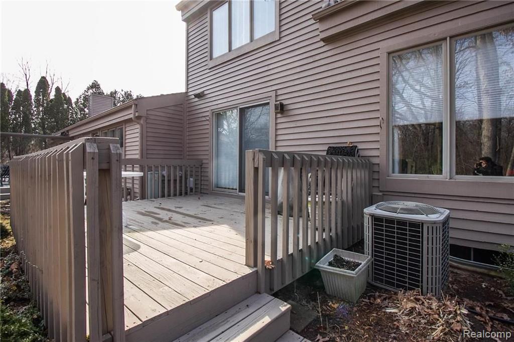 5388 Parkgrove Road, Unit 21 Ann Arbor, MI 48103 - Photo 34 of 35