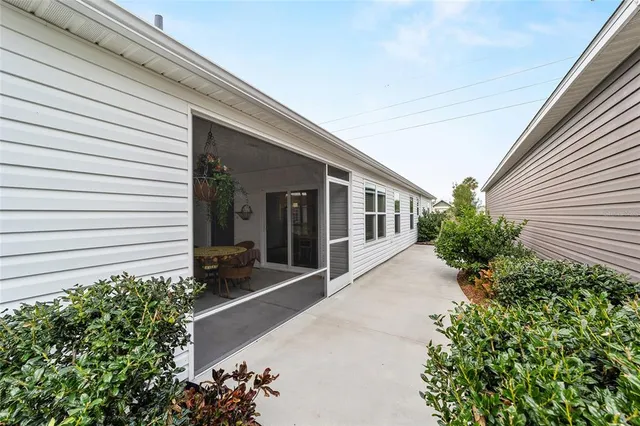 $314,900 | 972 Greg Terrace, The Villages, FL 32163