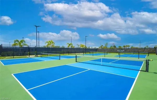 a view of a tennis court