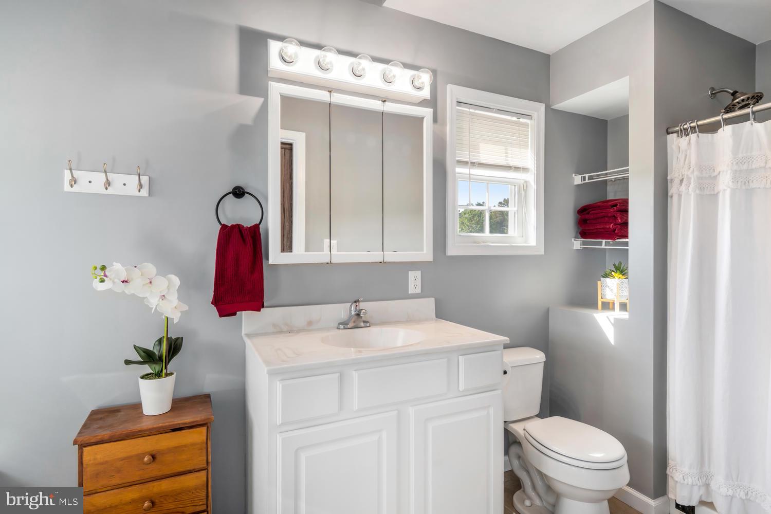 6903 Campbell Hl Road Hurlock, MD 21643 - Photo 22 of 30 Master Bathroom
