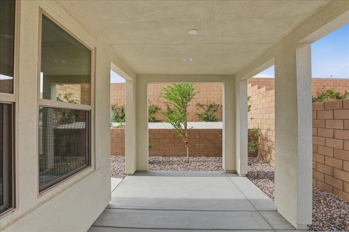 73721 Raphael Drive Palm Desert, CA 92211 - Photo 37 of 54 a front view of a house with a garden