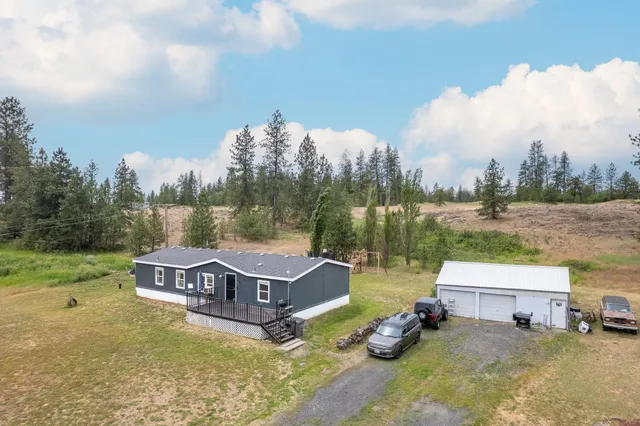 $399,900 | 11015 North Ritchey Road, Spokane, WA 99224