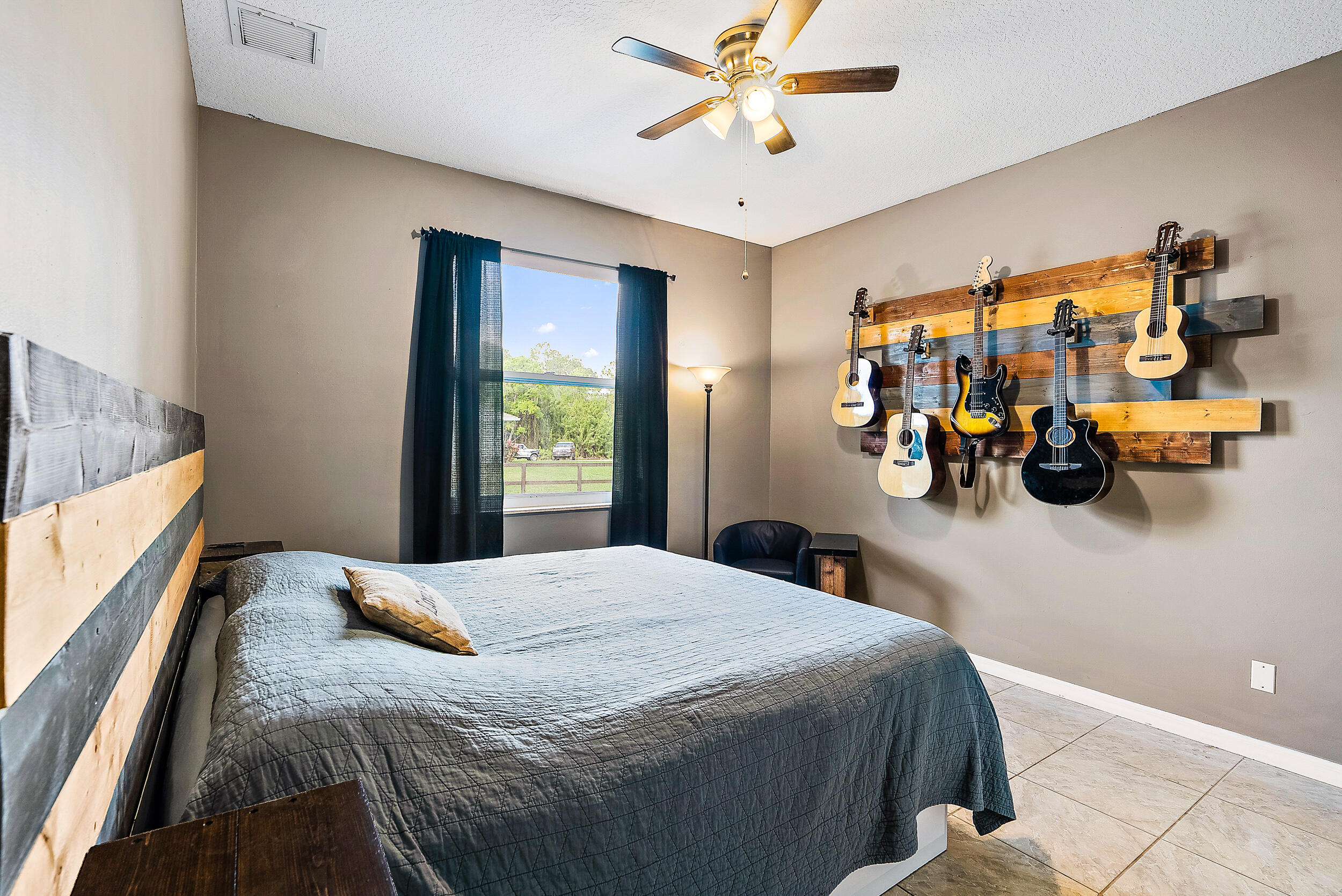 10736 157th Street North Jupiter, FL 33478 - Photo 19 of 42 Guest Bed 1