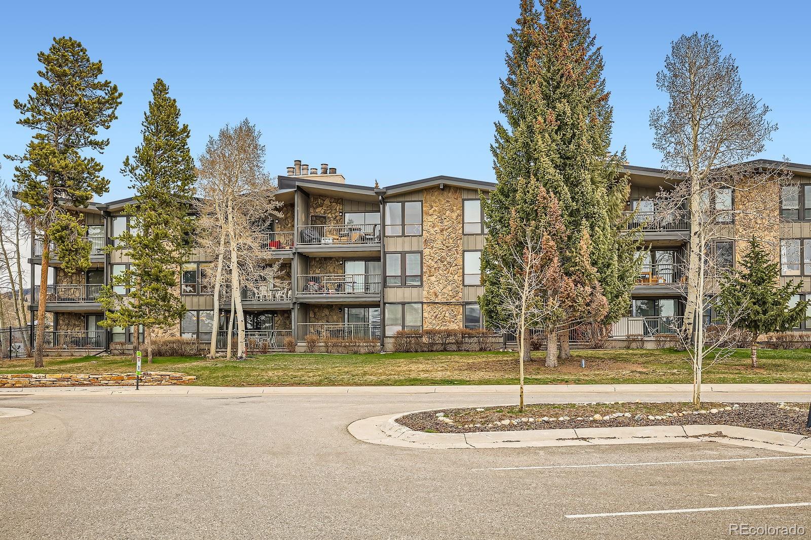 120 E Lane, Unit 109 Dillon, CO 80435 - Photo 4 of 39 a front view of a building with a fountain