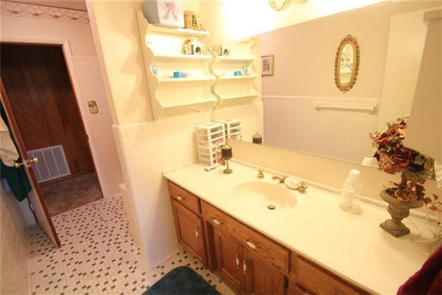 1593 Modena Road Winchester, TN 37398 - Photo 13 of 20 Gallery Image 13