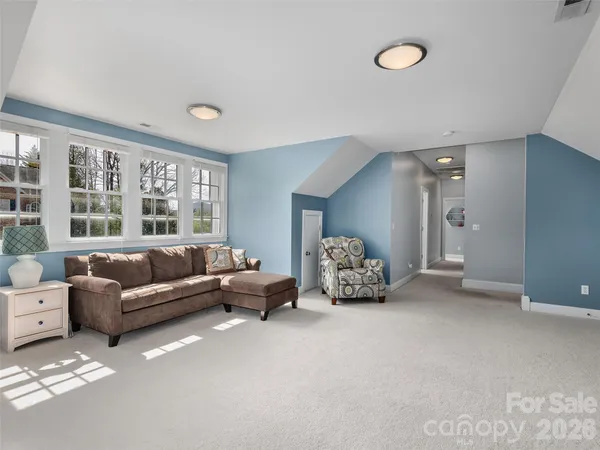 $1,195,000 | 21 Dianthus Drive, Asheville, NC 28803