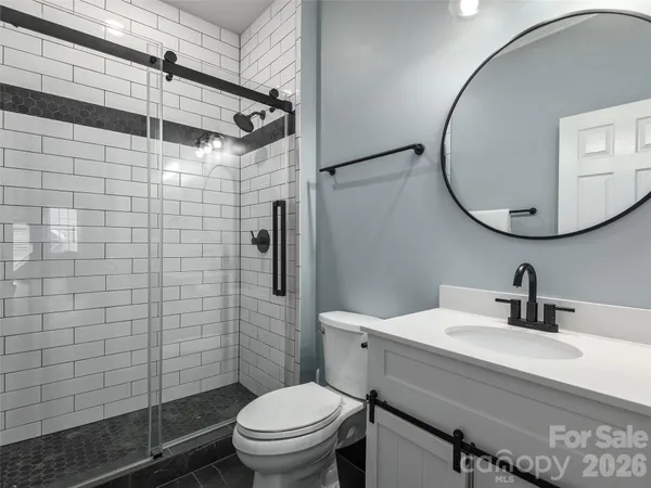 $1,195,000 | 21 Dianthus Drive, Asheville, NC 28803