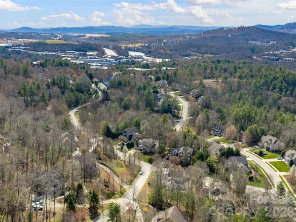 $1,195,000 | 21 Dianthus Drive, Asheville, NC 28803