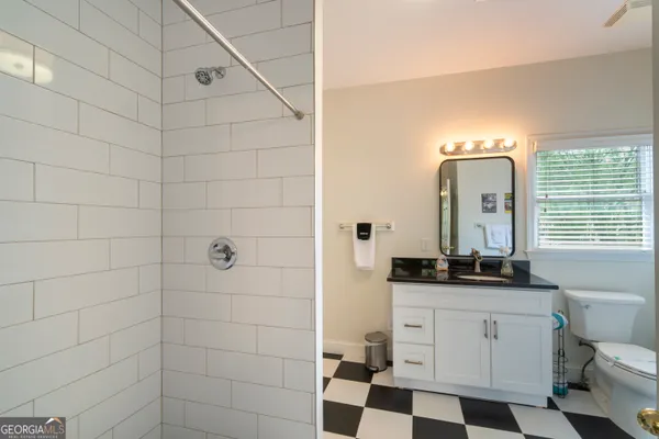 $399,000 | 892 Edelweiss Strasse, Helen, GA 30545