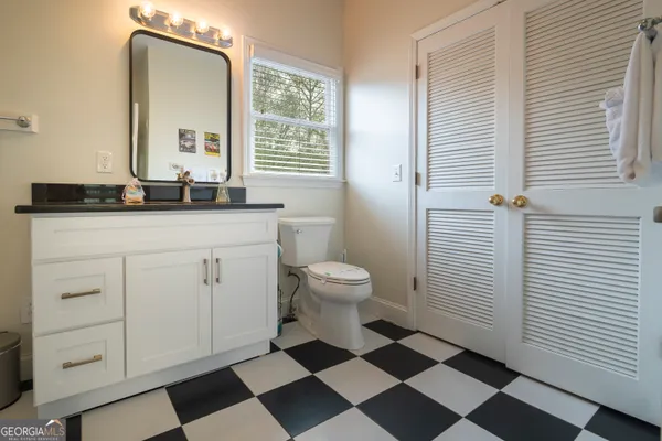 $399,000 | 892 Edelweiss Strasse, Helen, GA 30545