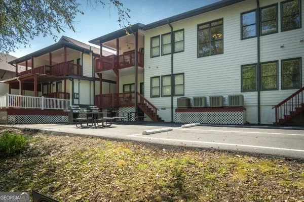 $399,000 | 892 Edelweiss Strasse, Helen, GA 30545