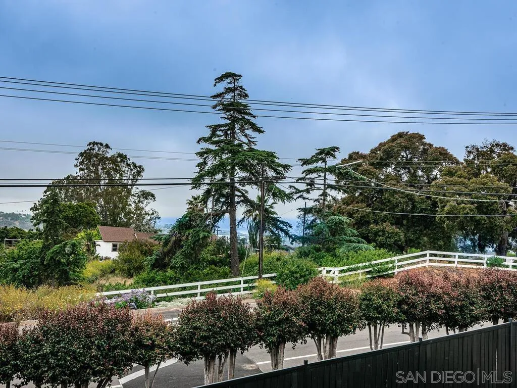 1838 Laurel Road Oceanside, CA 92054 - Photo 23 of 71 a view of a yard