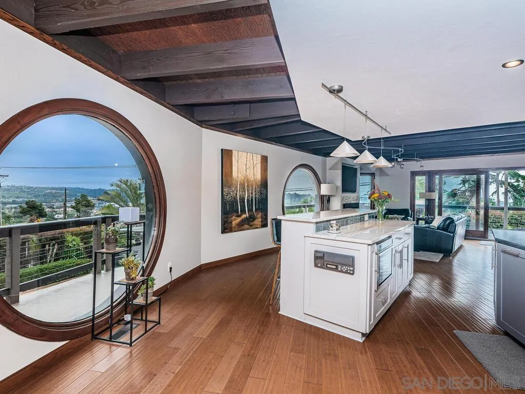 1838 Laurel Road Oceanside, CA 92054 - Photo 8 of 71