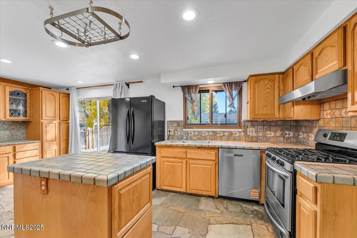 7300 Gemstone Drive Reno, NV 89511 - Photo 16 of 36 14-7300 Gemstone Dr Reno NV 89511 (14 of