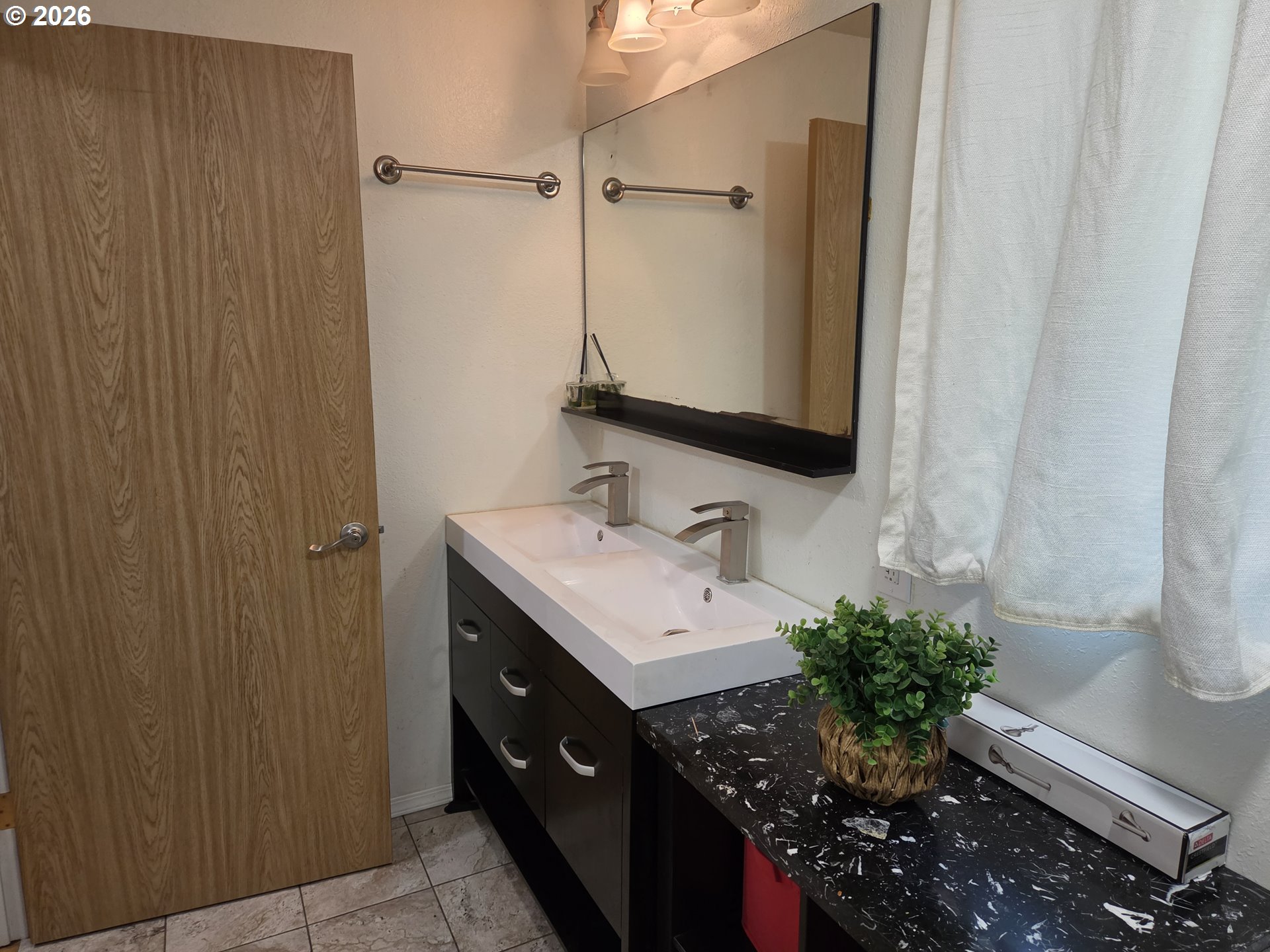 3330 Chester Street North Bend, OR 97459 - Photo 5 of 31