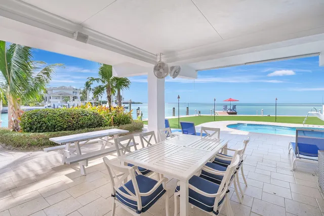 $8,950,000 | 162 Bayview Drive, Islamorada, FL 33036