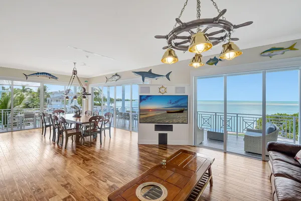 $8,950,000 | 162 Bayview Drive, Islamorada, FL 33036