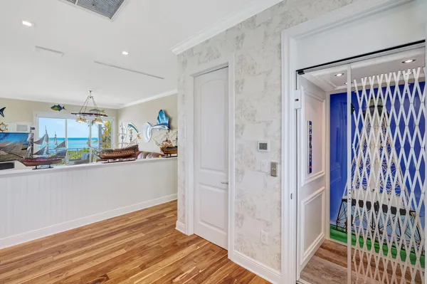 $8,950,000 | 162 Bayview Drive, Islamorada, FL 33036