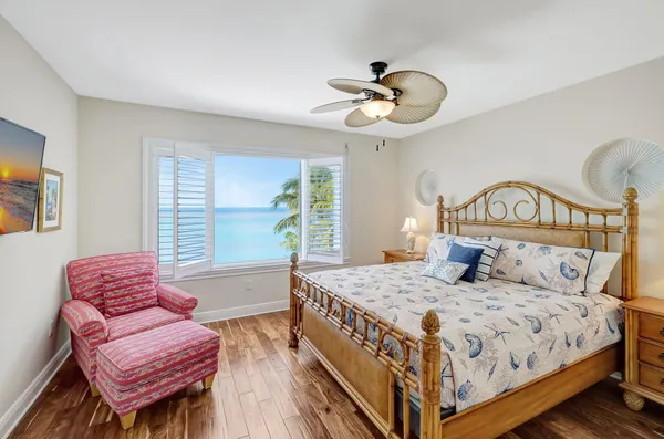 $8,950,000 | 162 Bayview Drive, Islamorada, FL 33036