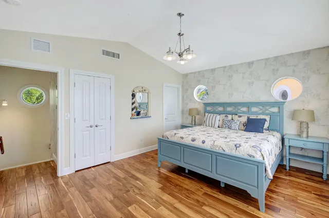 $8,950,000 | 162 Bayview Drive, Islamorada, FL 33036