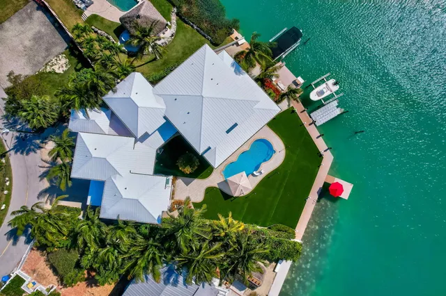 $8,950,000 | 162 Bayview Drive, Islamorada, FL 33036