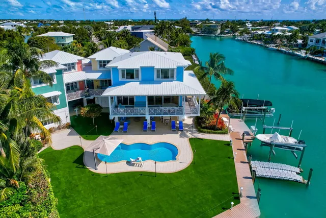 $8,950,000 | 162 Bayview Drive, Islamorada, FL 33036