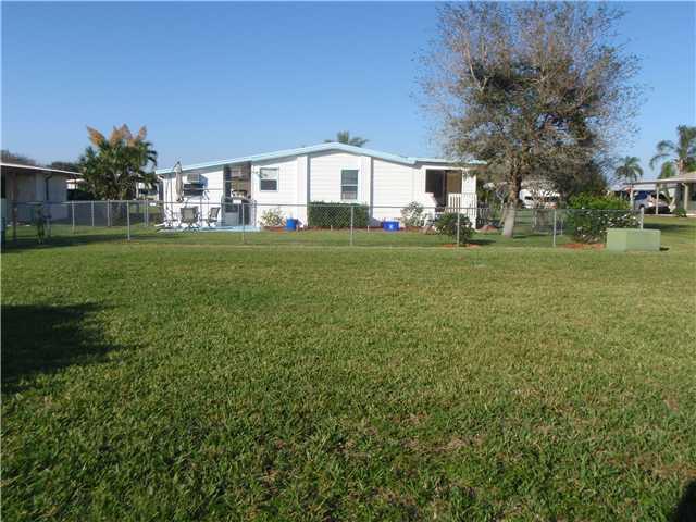 2771 Southwest Monarch Trail Stuart, FL 34997 - Photo 3 of 25 Gallery Image 3
