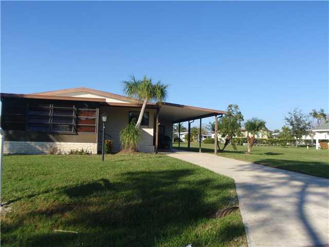 2771 Southwest Monarch Trail Stuart, FL 34997 - Photo 5 of 25 Gallery Image 5